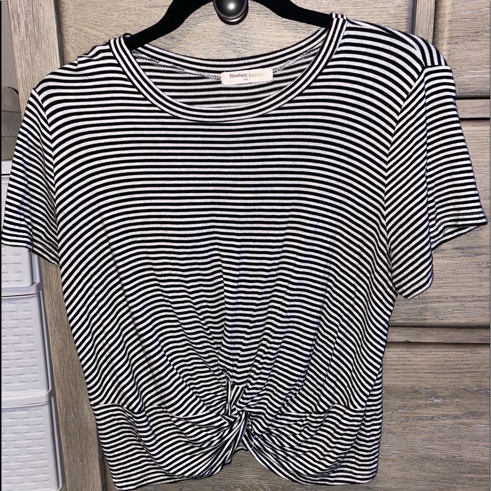 Crop Knot Tee